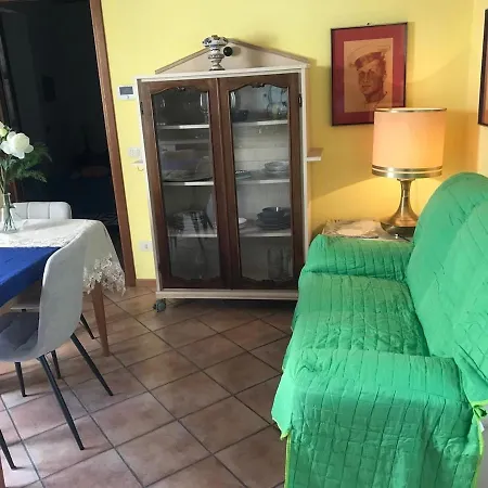 Apartment Gerenzone - *