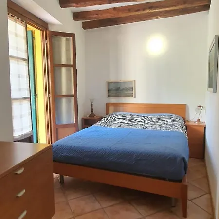 Apartment Gerenzone - *